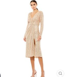 NWT Mac Duggal SEQUINED LONG SLEEVE MIDI DRESS 26555 Rose Gold Size 8